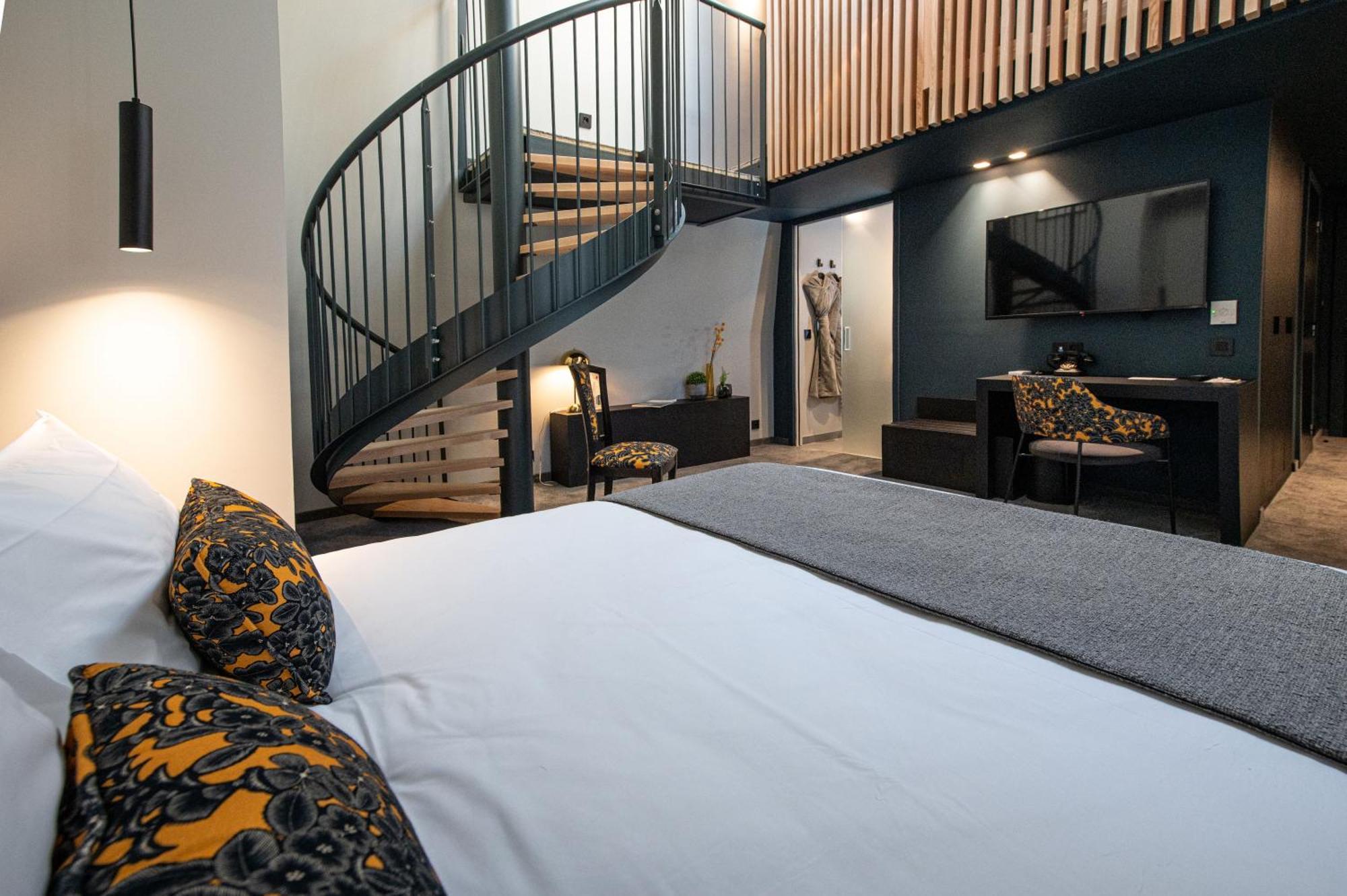Best Western Premier Le Chapitre Hotel And Spa Ремирмон Экстерьер фото