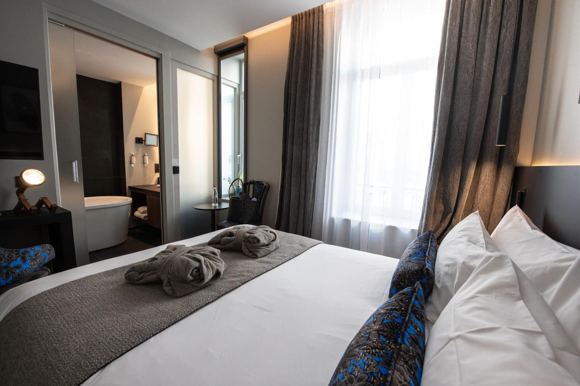 Best Western Premier Le Chapitre Hotel And Spa Ремирмон Экстерьер фото